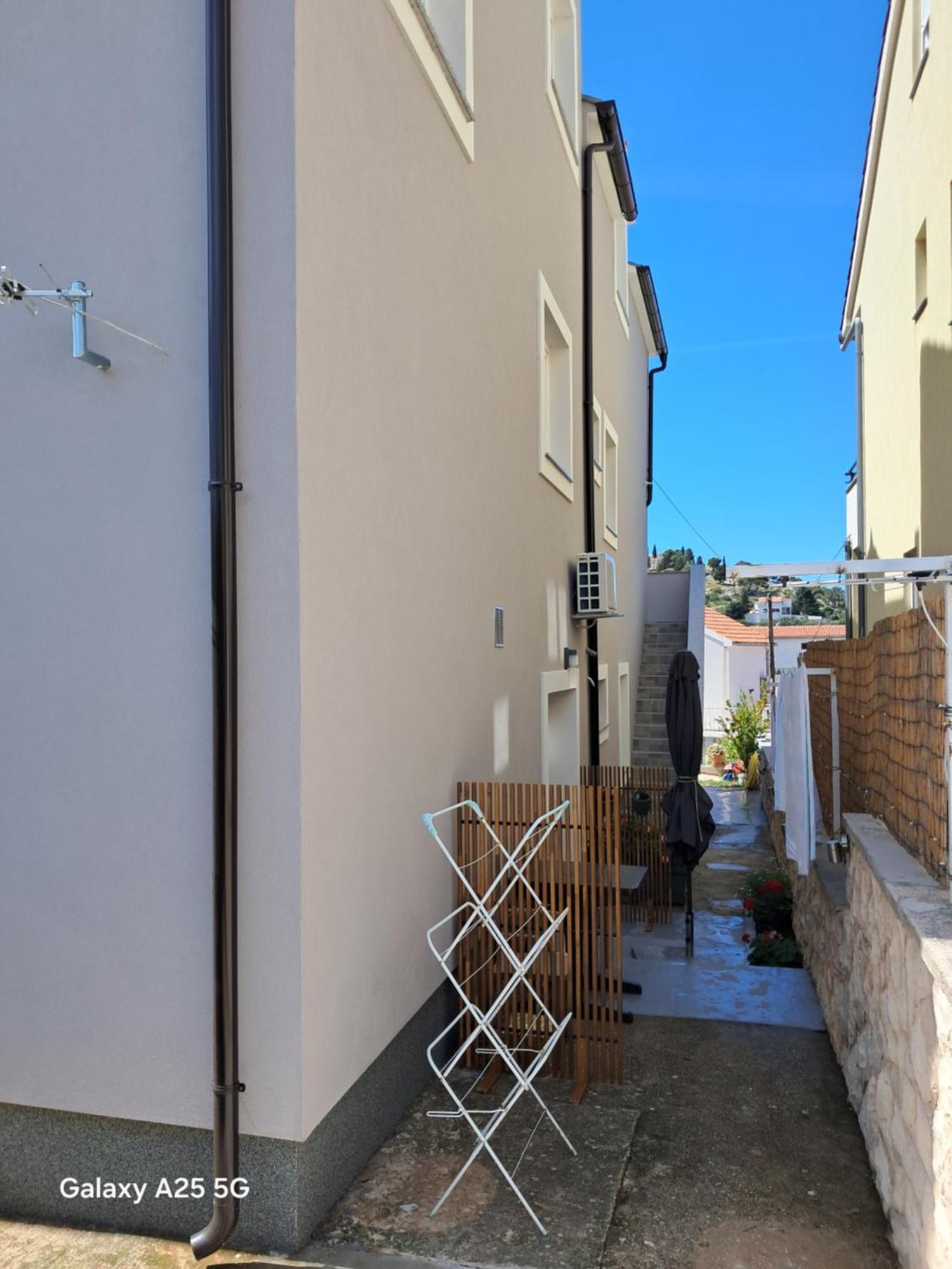 Apartments Tonci Tribalj Quarto foto