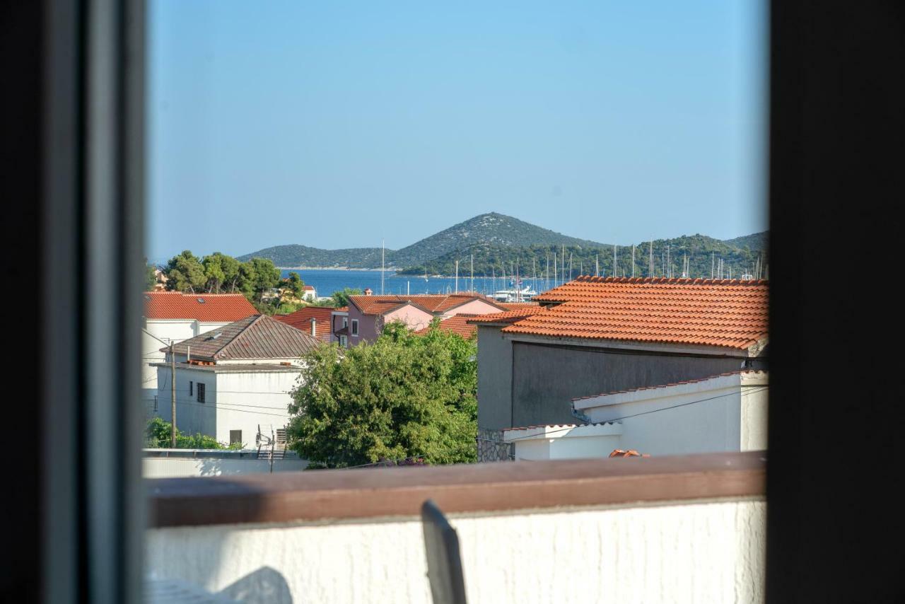 Apartments Tonci Tribalj Exterior foto